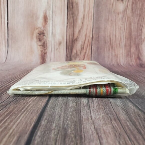 Vtg New Jiffy Stitchery Kit Merry Mouse Rings A Bell Embroidery Kit #101 - Picture 8 of 9